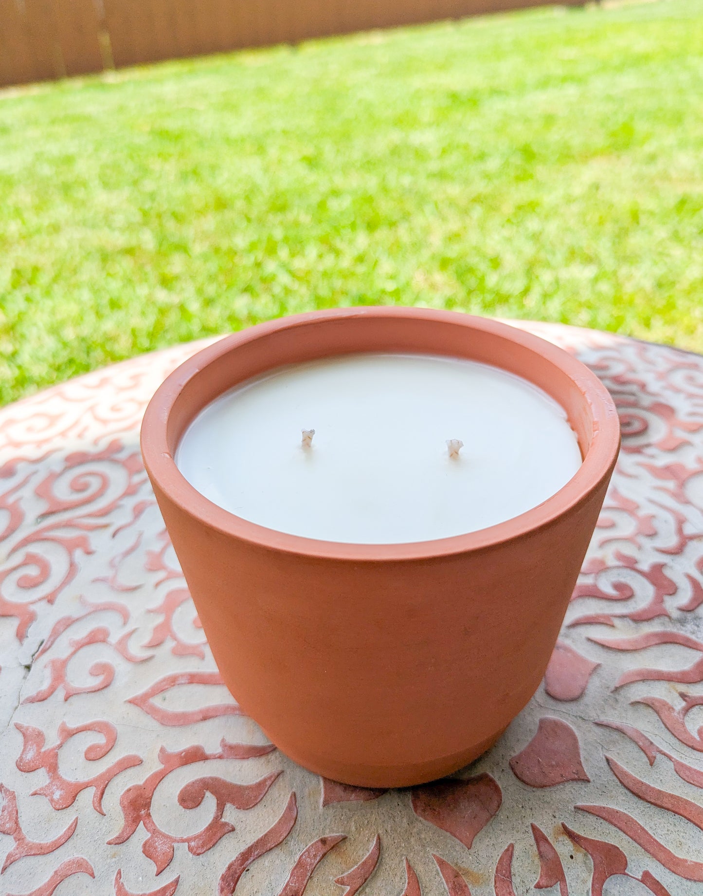 Patio Oasis-Terracotta candle